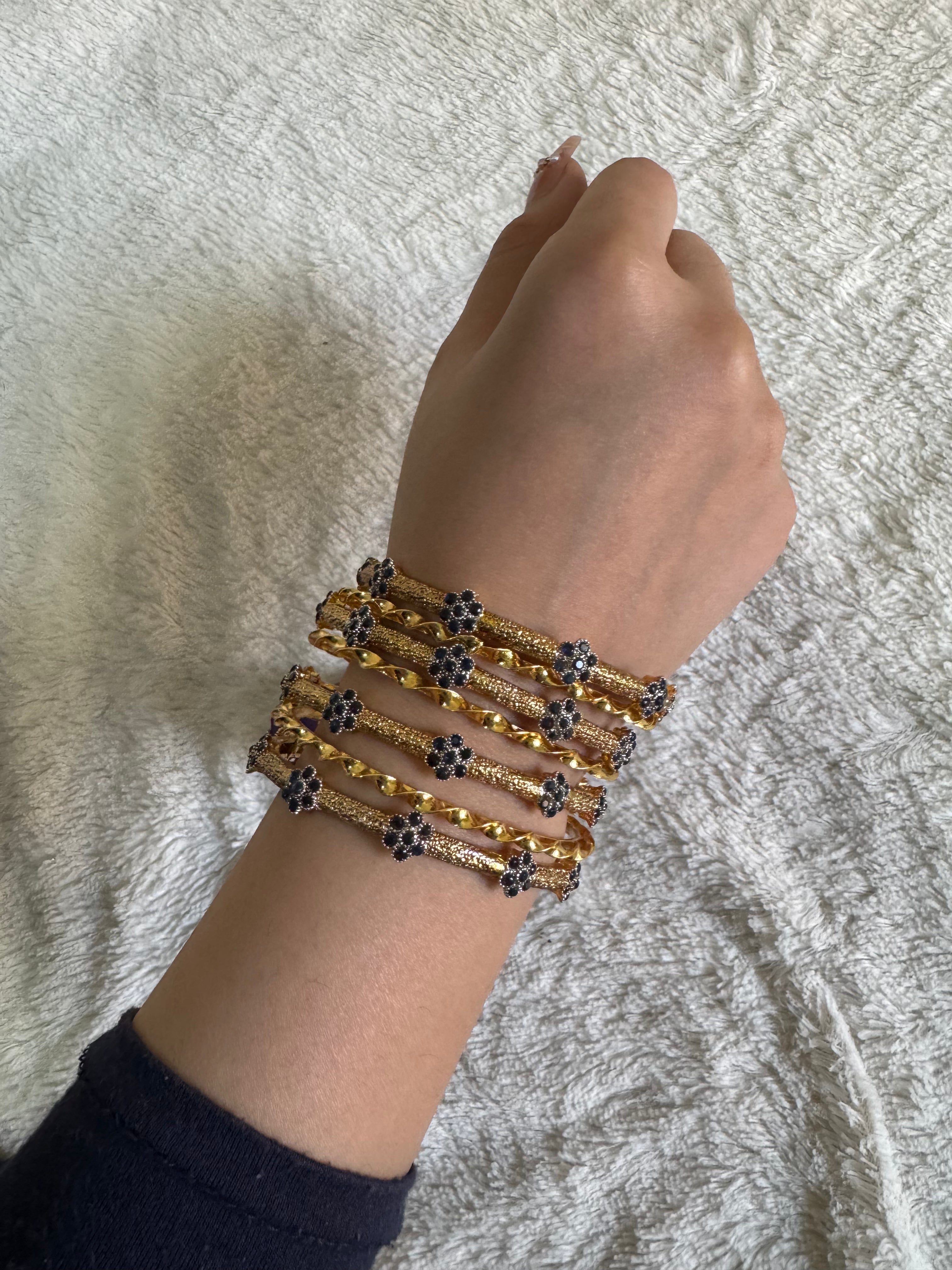 Rajvaari copper Bangles