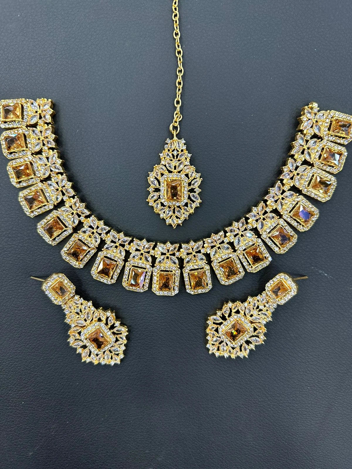 Zircon Capture Party Set