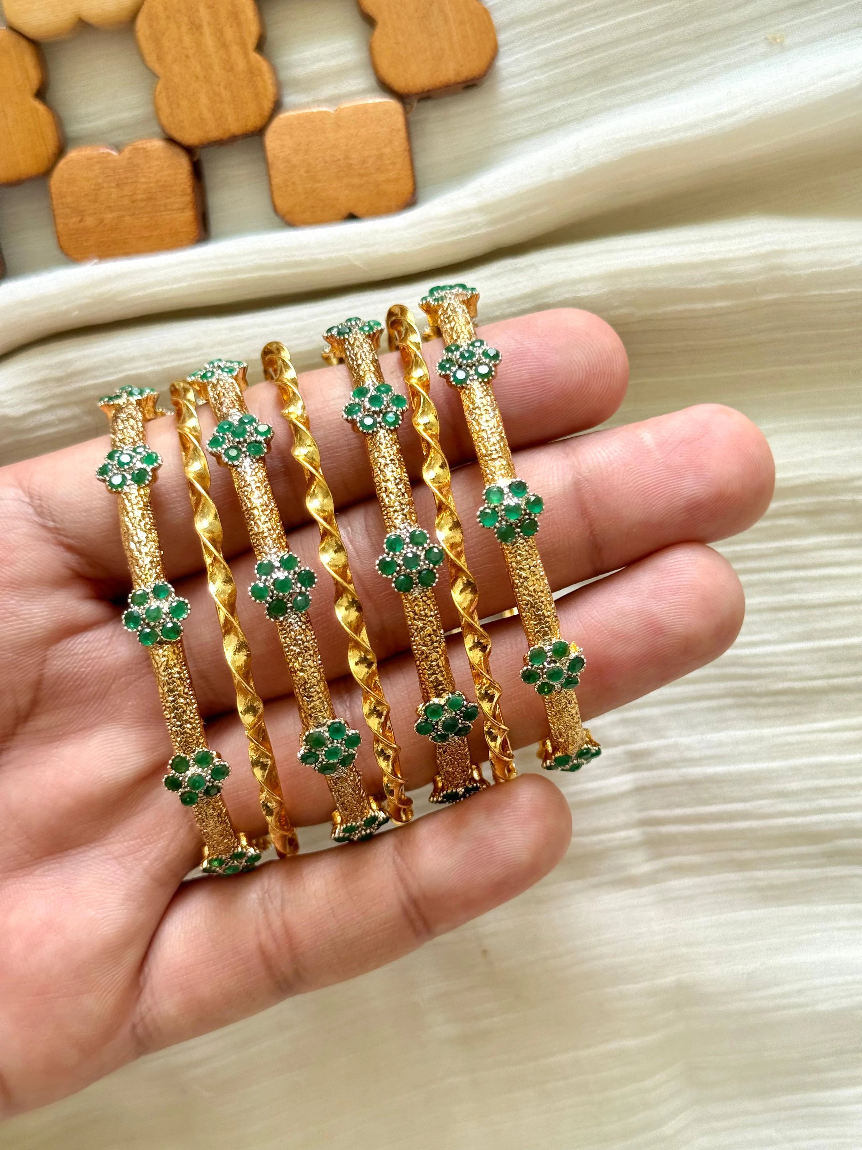 Rajvaari copper Bangles