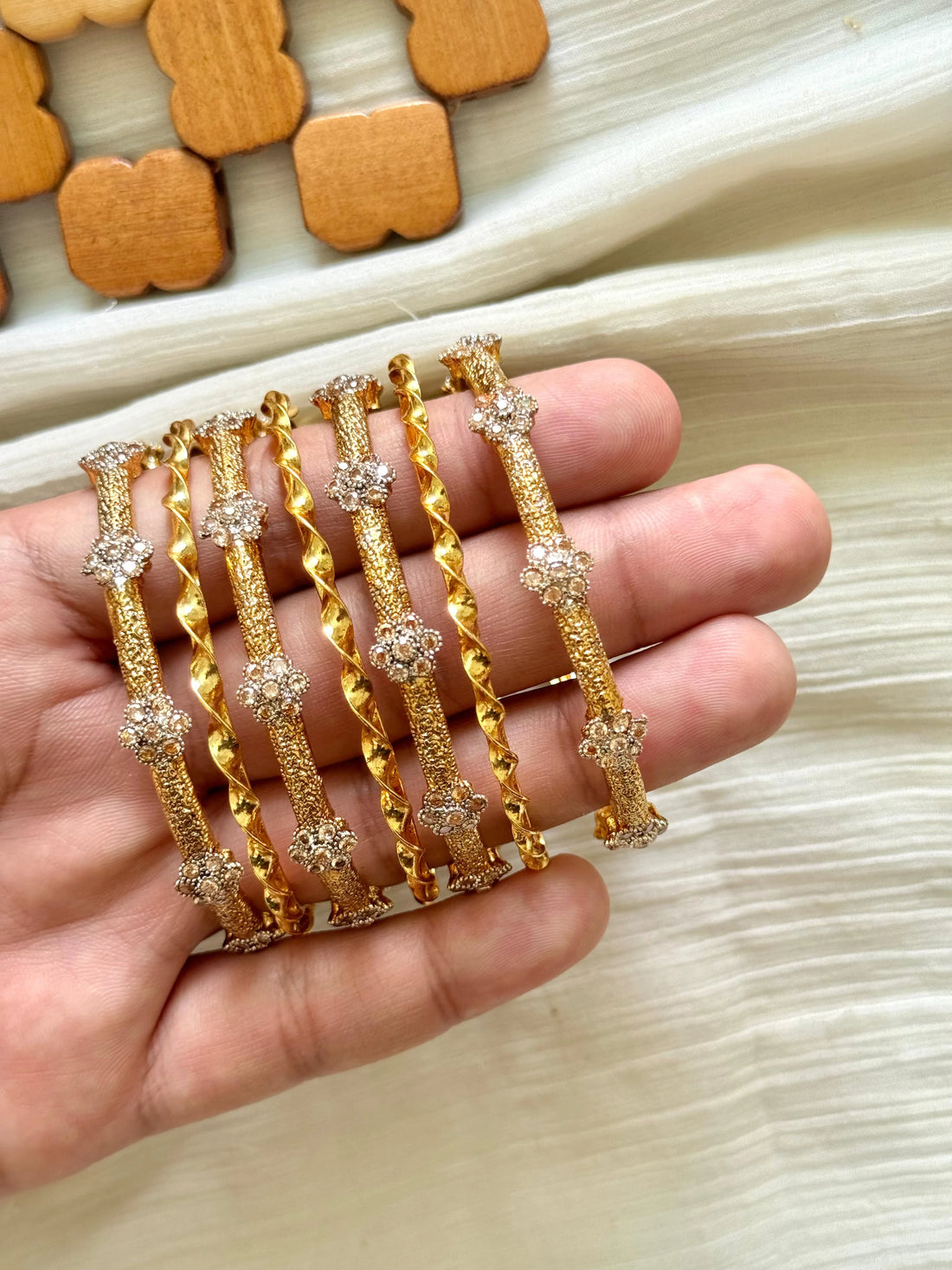 Rajvaari copper Bangles