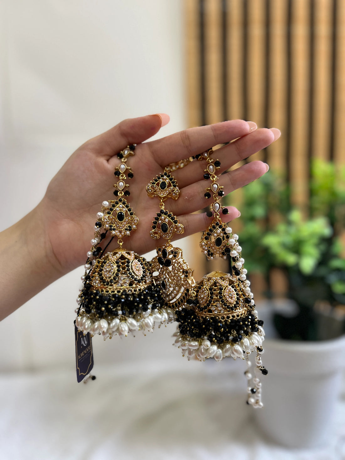 Noratan Special Jhumka Tika