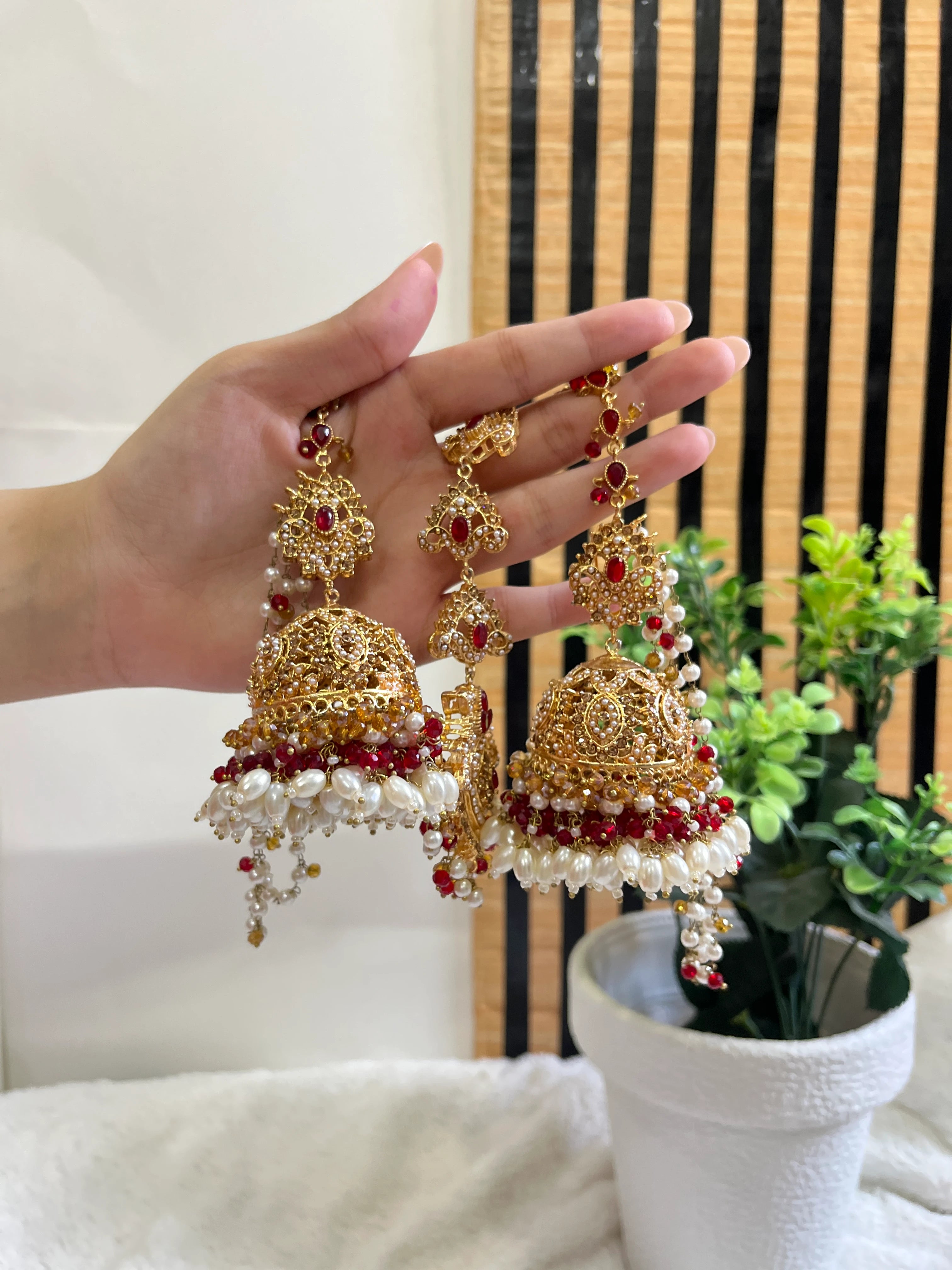 Noratan Special Jhumka Tika