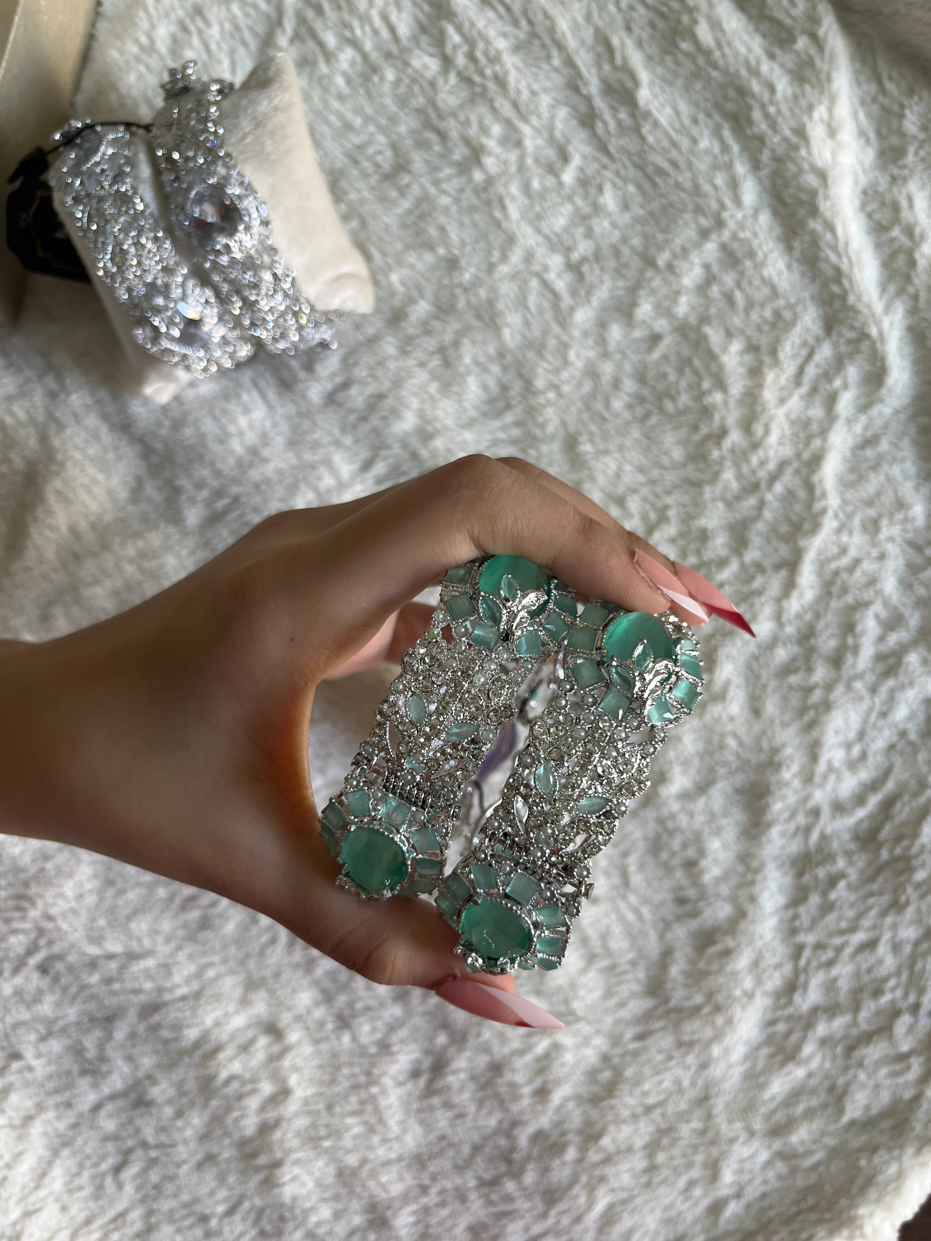 Zircon Casting Bangle-Kade