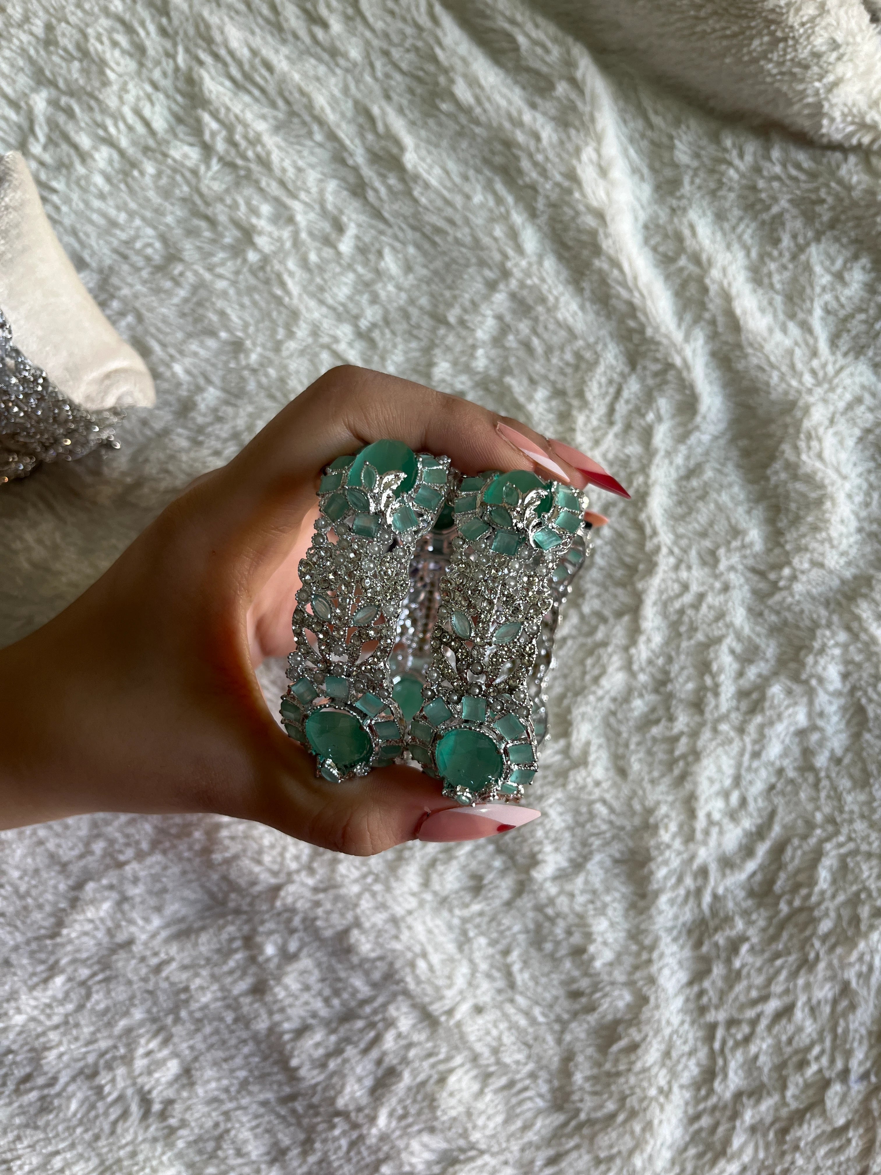 Zircon Casting Bangle-Kade