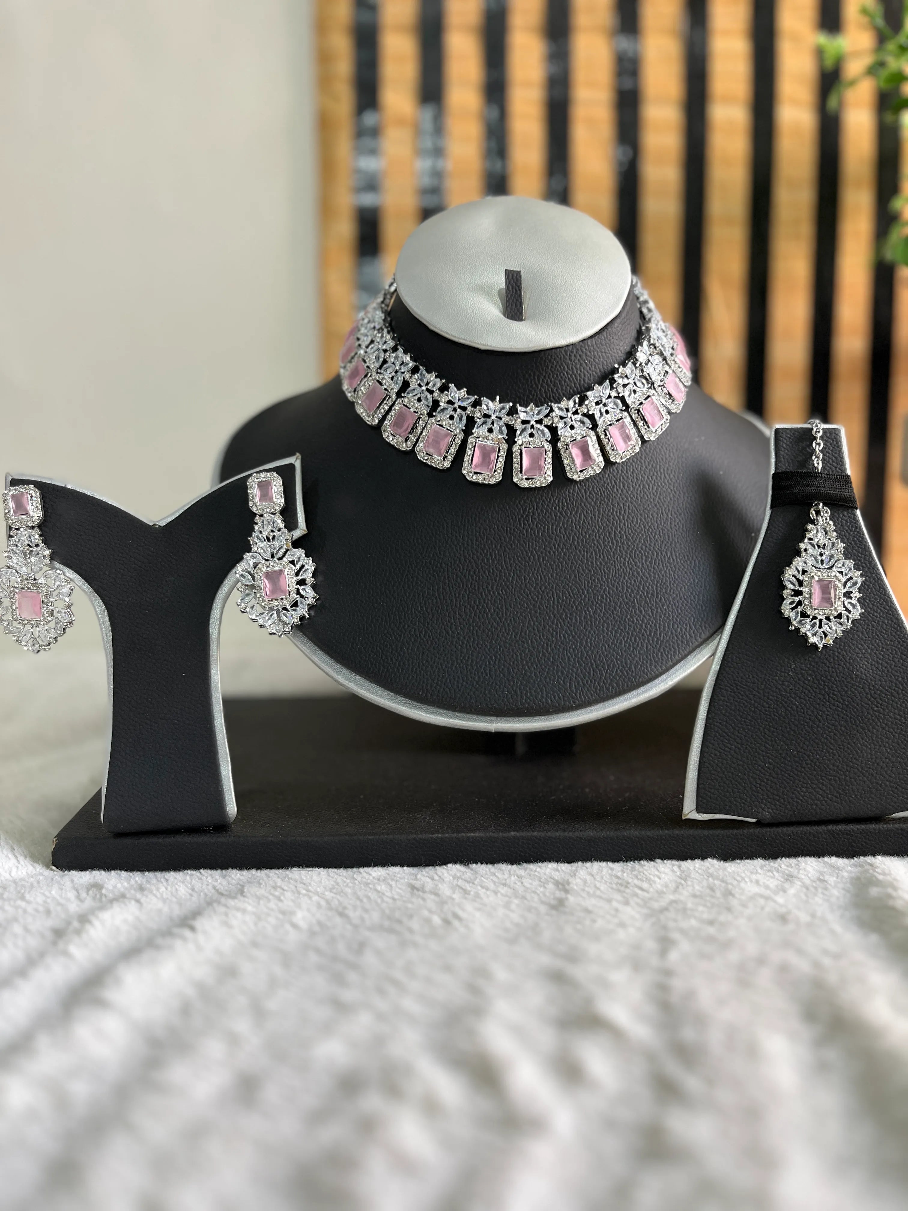 Zircon Capture Party Set