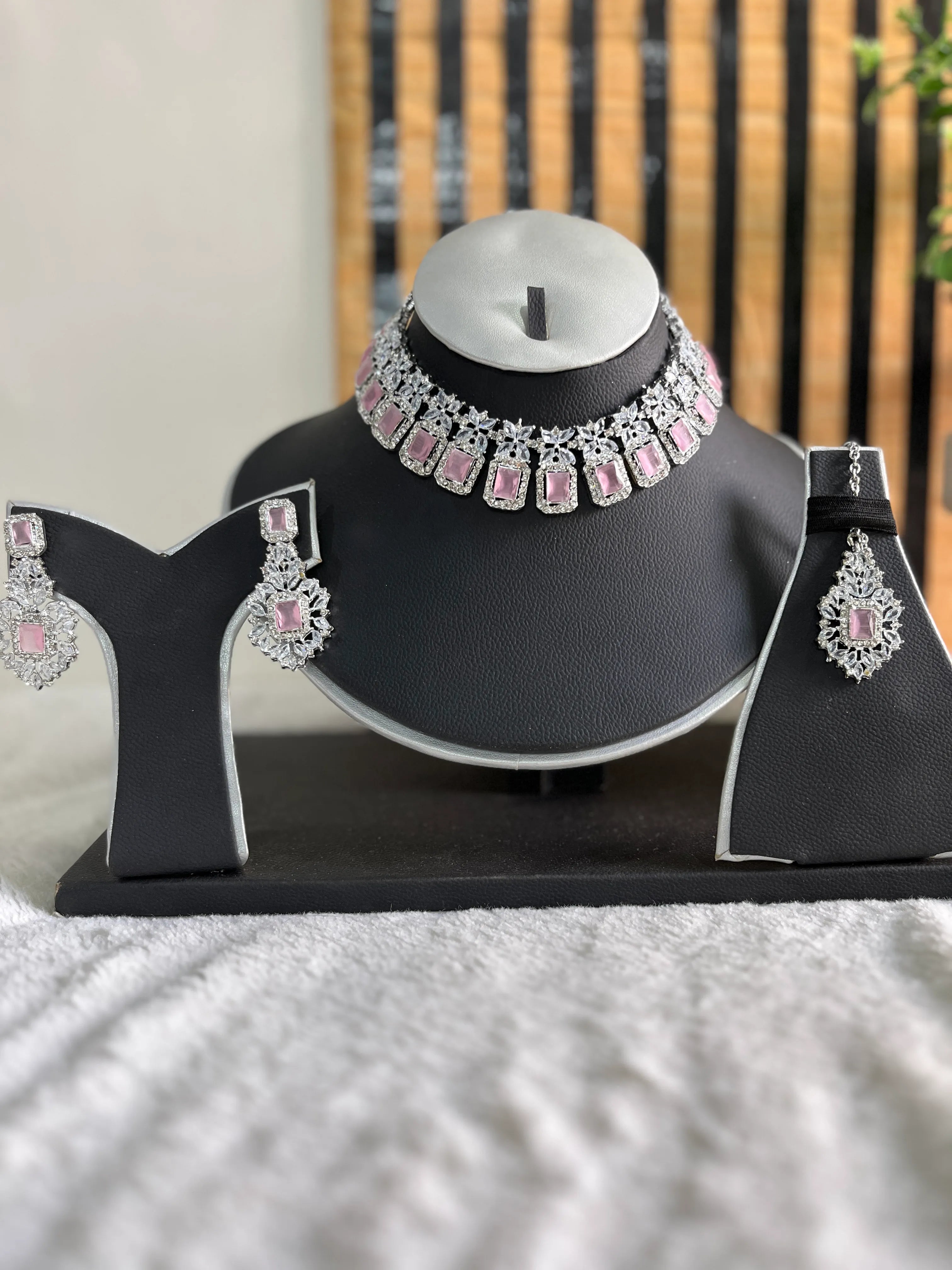 Zircon Capture Party Set