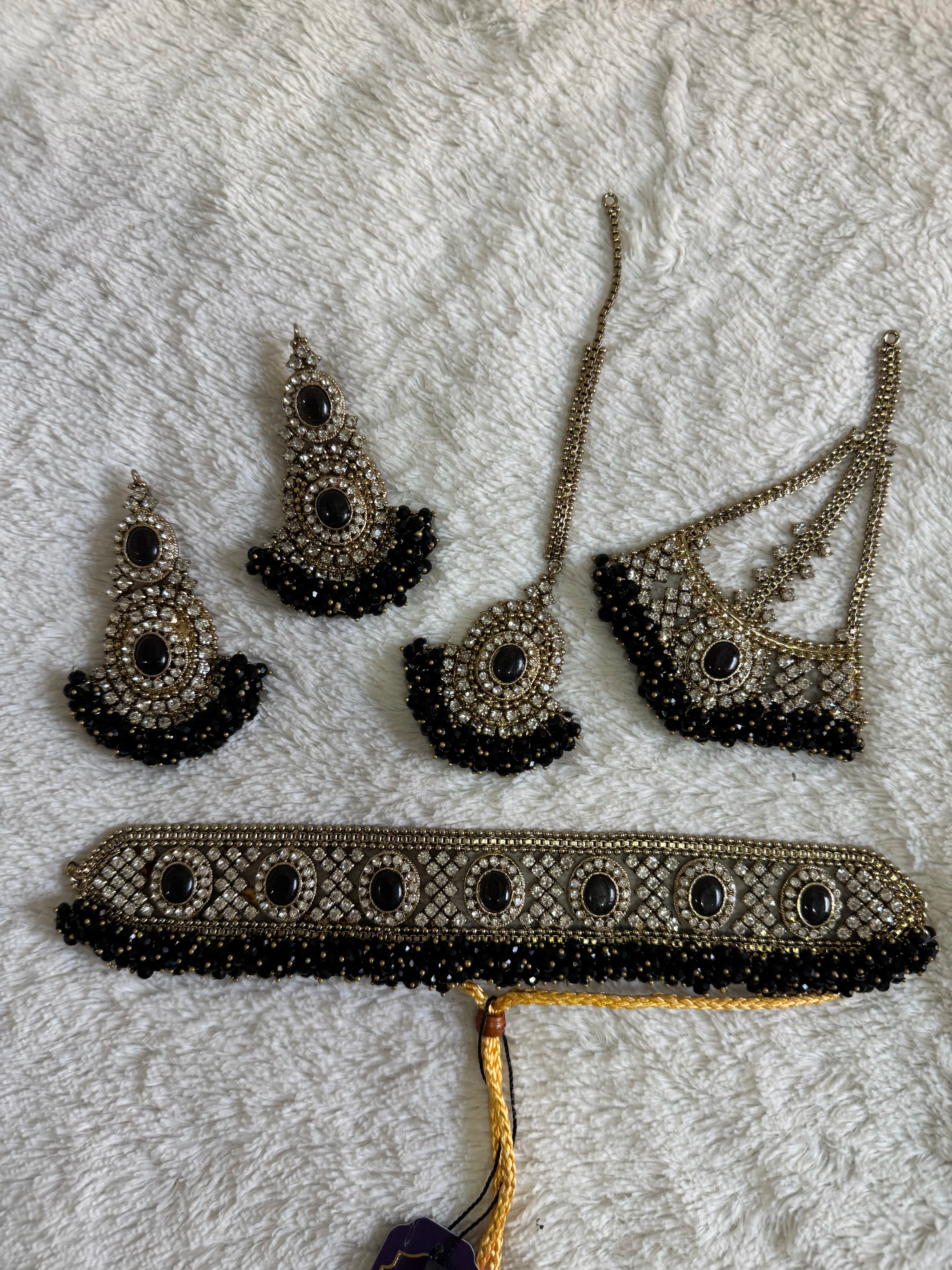 Gajra Party Wear Set