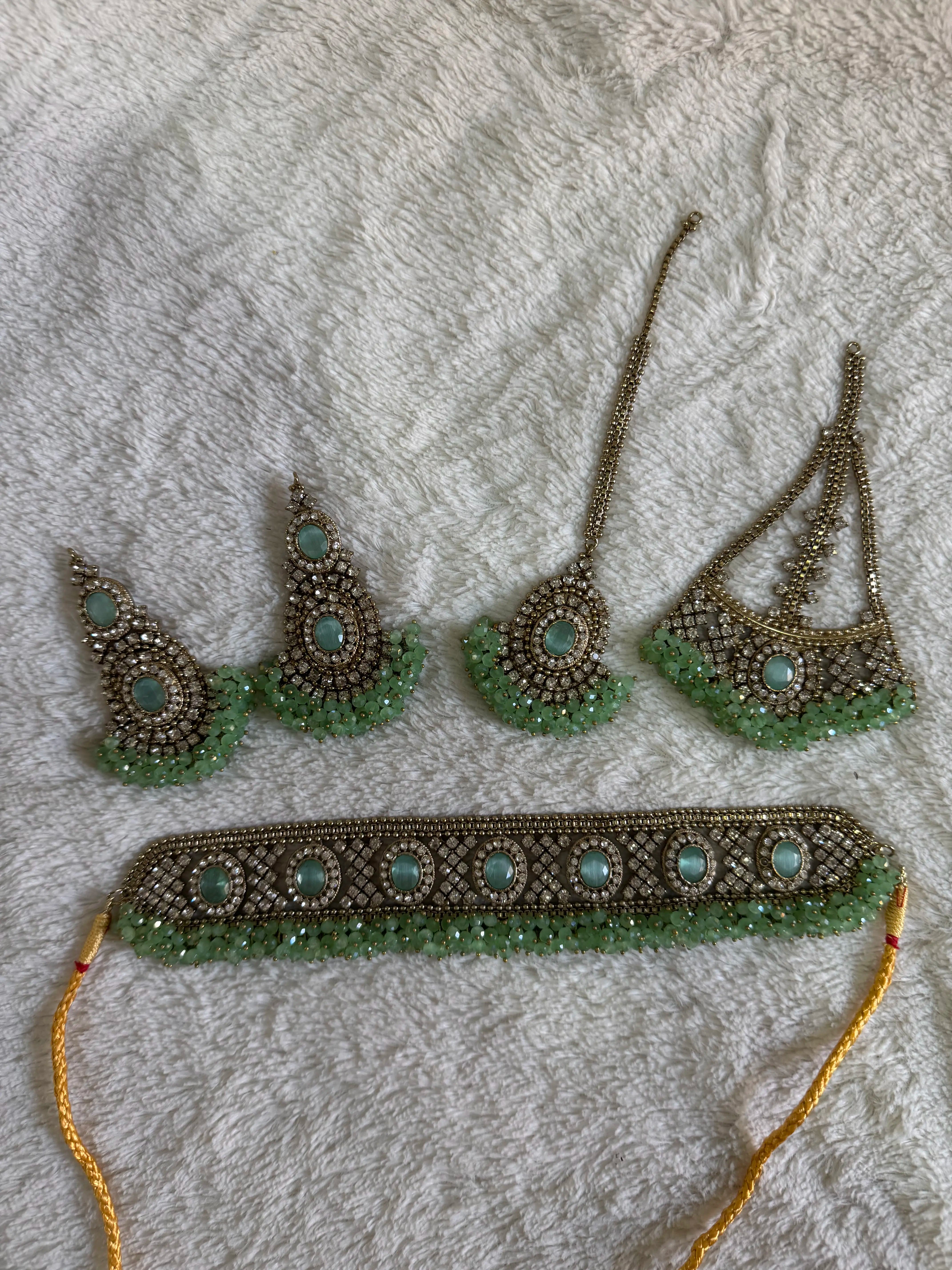 Gajra Party Wear Set