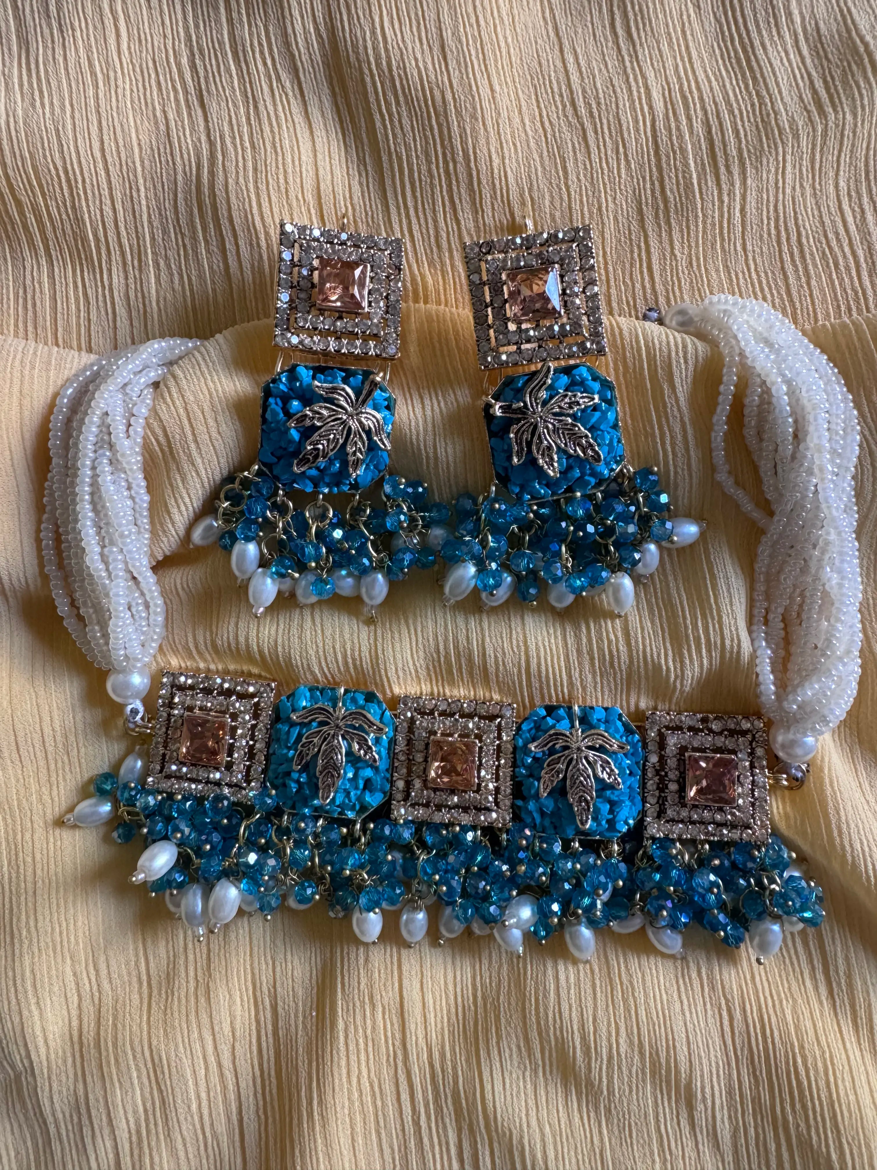 Turkish 3 Stone Choker Set