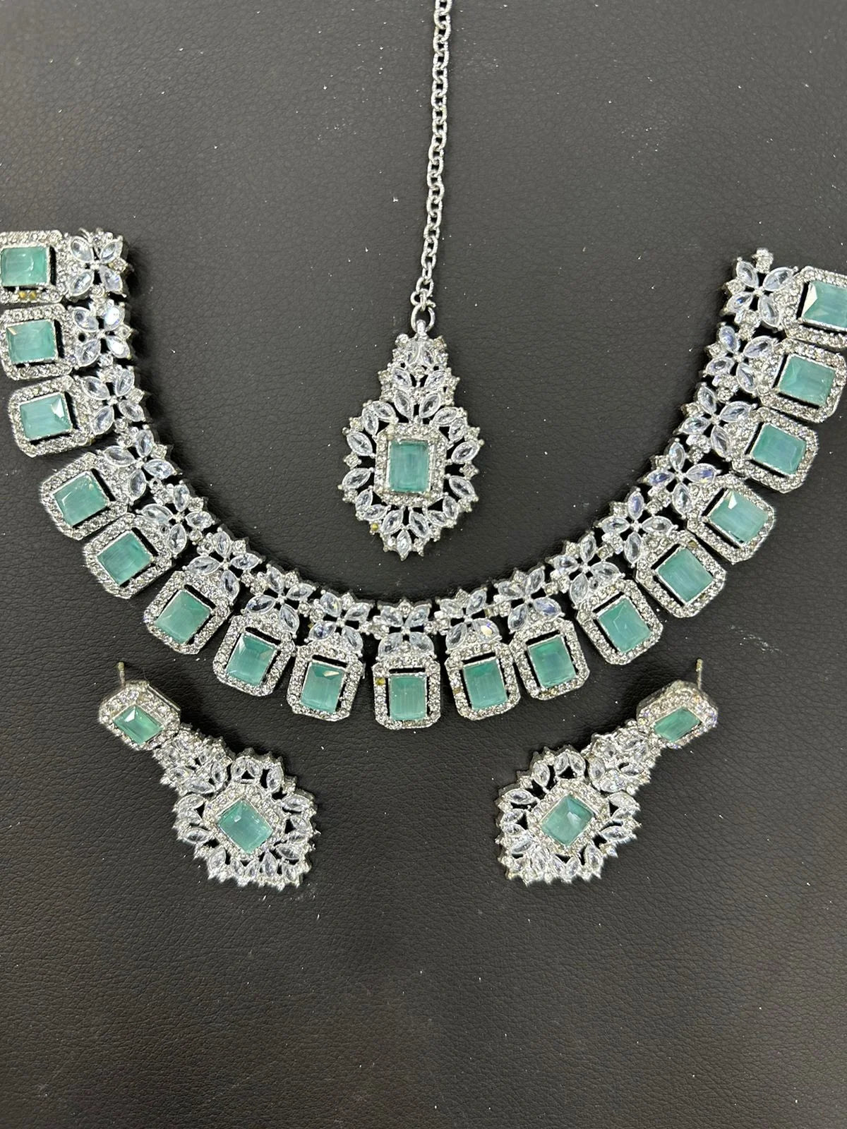 Zircon Capture Party Set