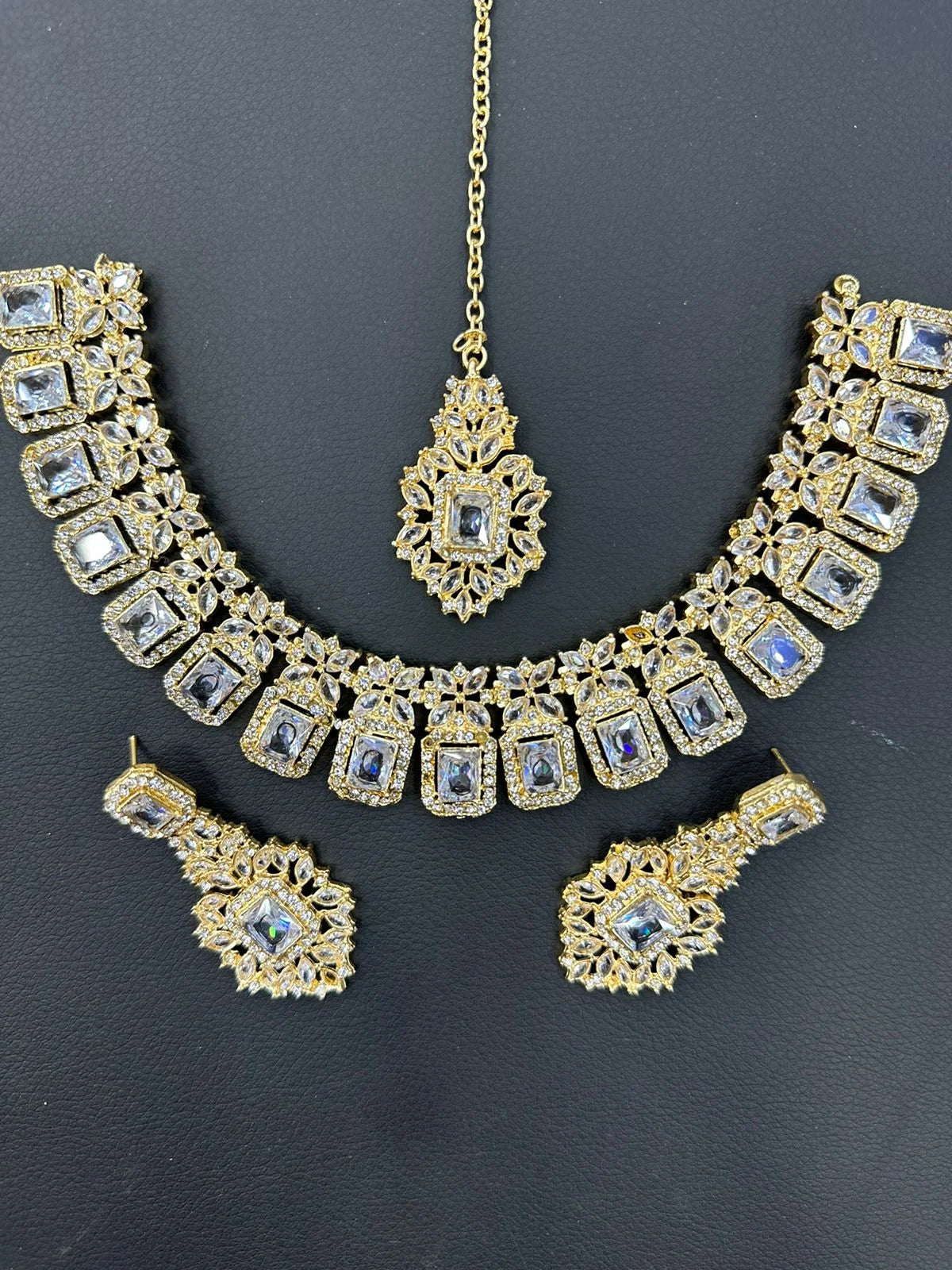 Zircon Capture Party Set