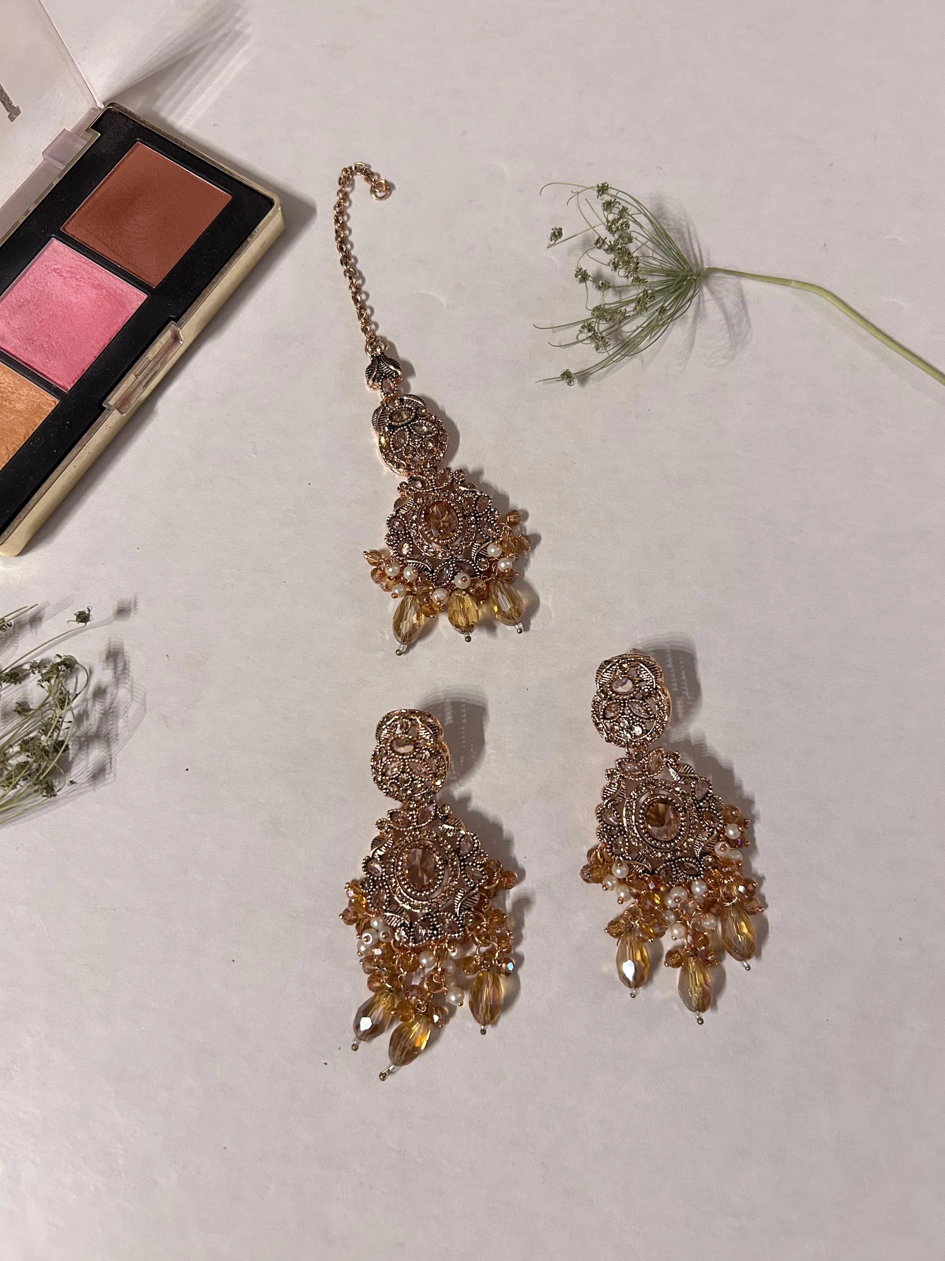 Emerald Chandbali earings tika Set