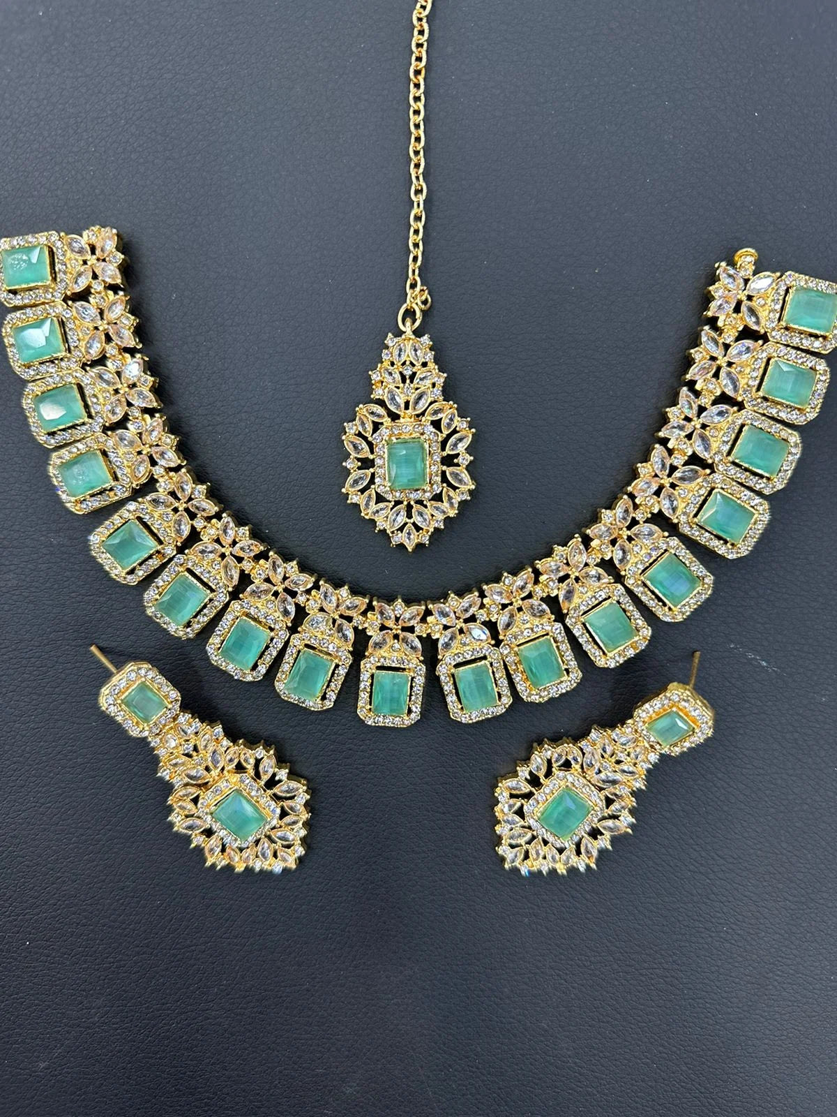 Zircon Capture Party Set