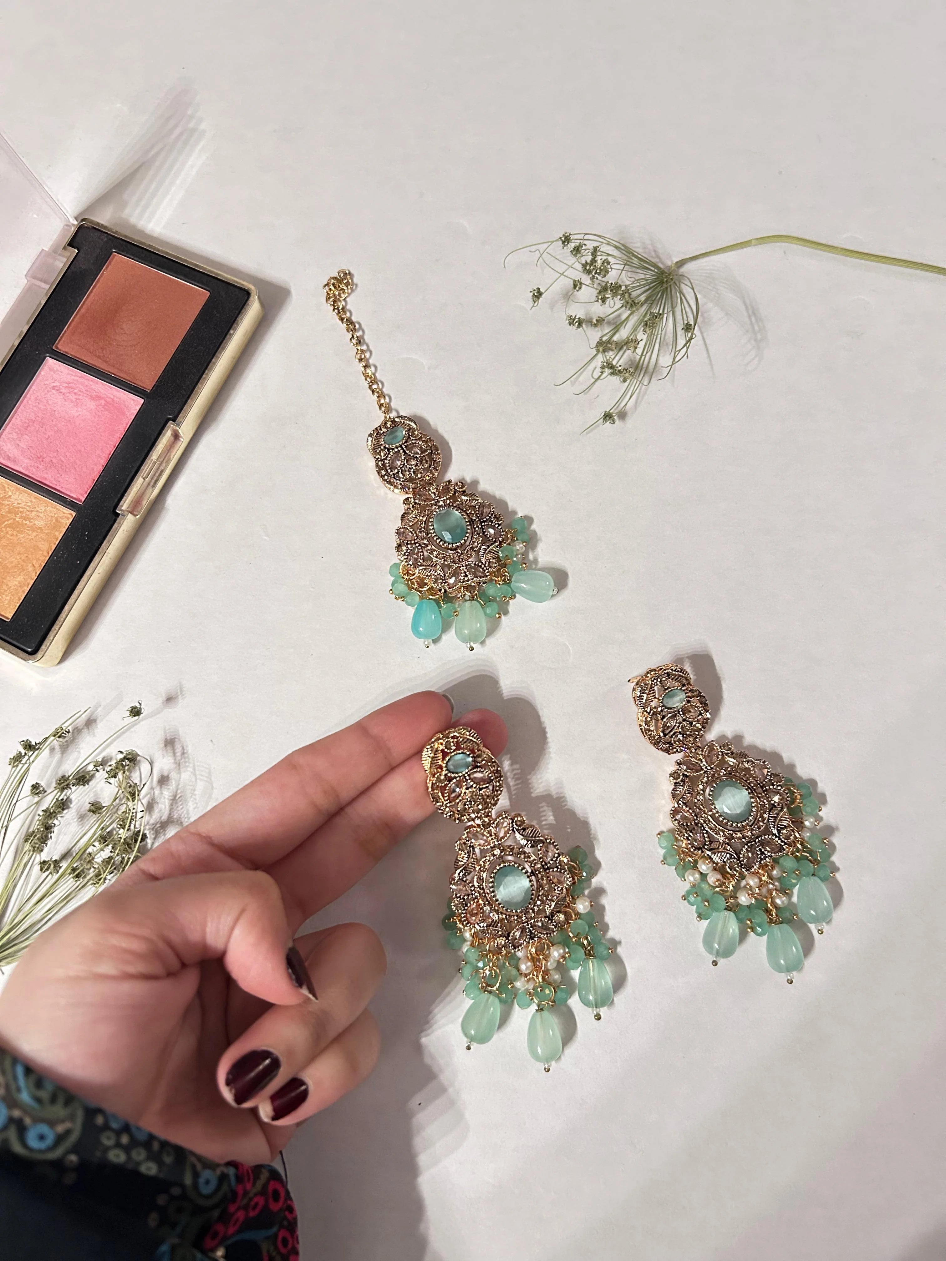 Emerald Chandbali earings tika Set