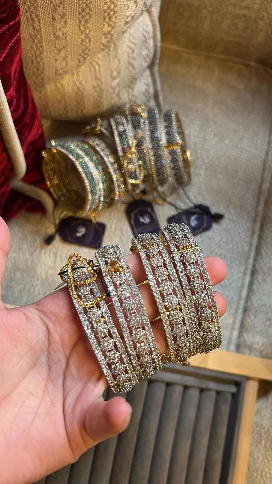 Zircon Oxidized bangles