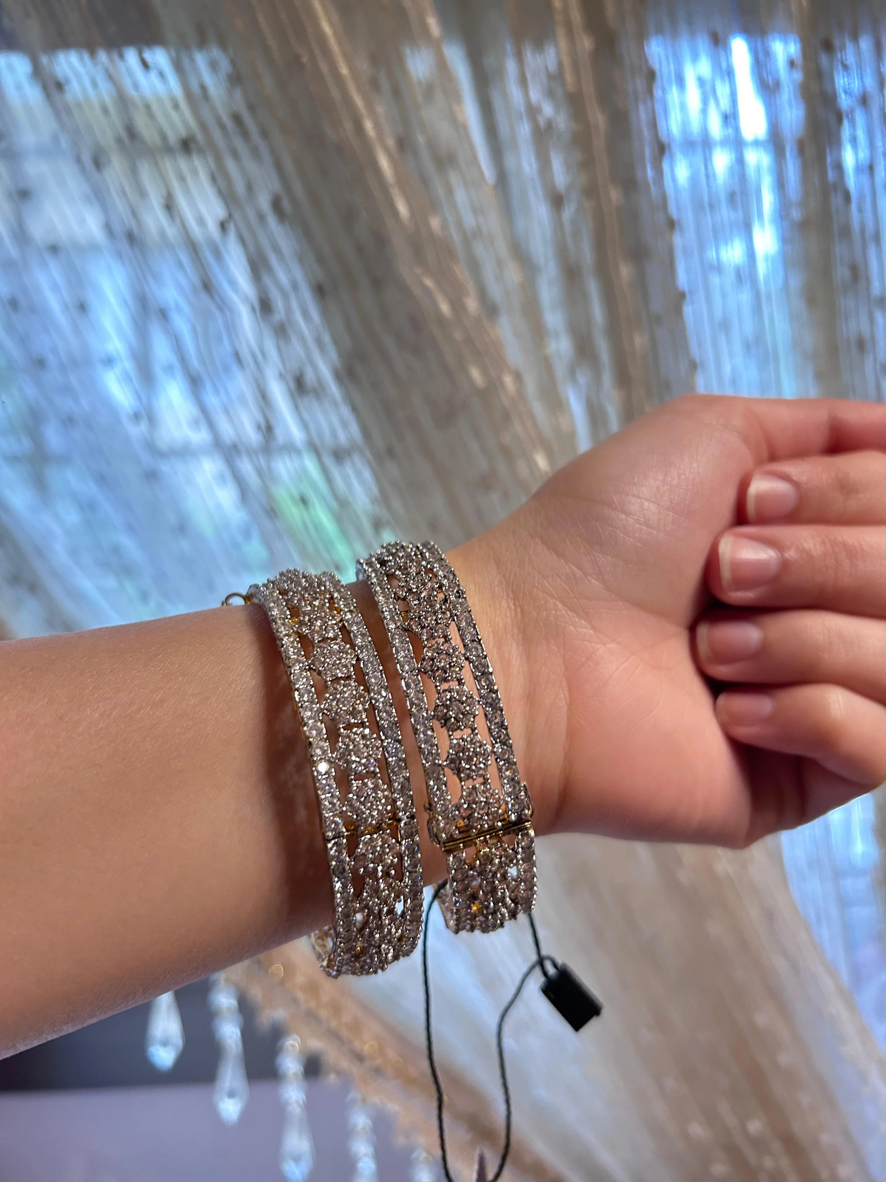 Zircon Oxidized bangles